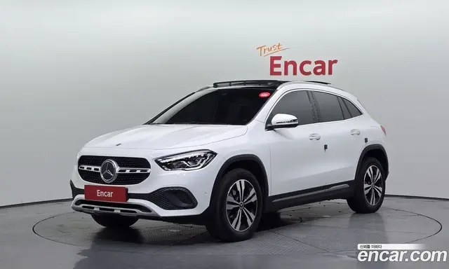 Mercedes-Benz GLA-Class 2021 2.0 автомат (гидро), миниатюра 1