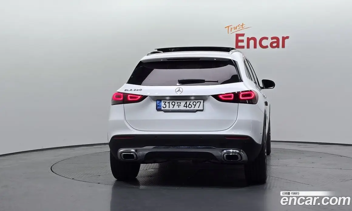Mercedes-Benz GLA-Class 2021 2.0 автомат (гидро), фото 4