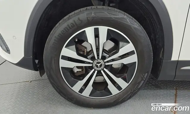 Mercedes-Benz GLA-Class 2021 2.0 автомат (гидро), миниатюра 5