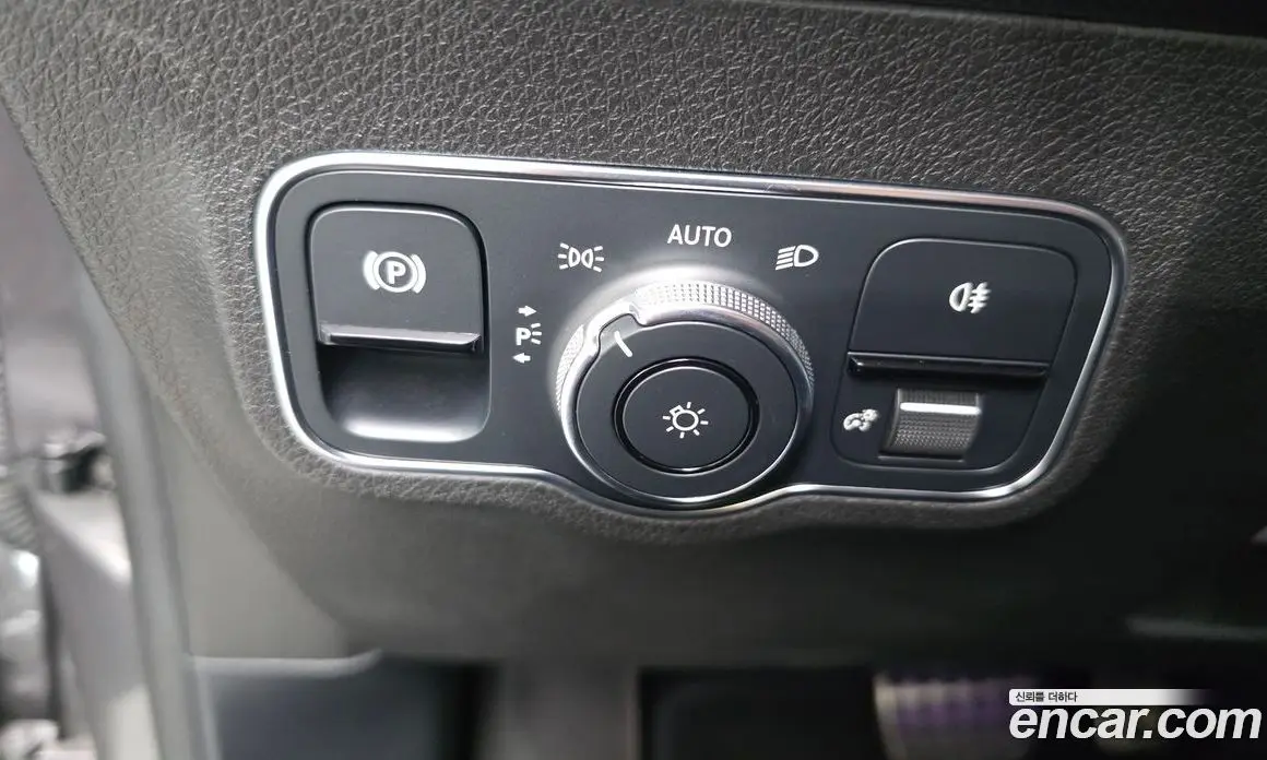 Mercedes-Benz GLB-Class 2021 2.0 автомат (гидро), фото 20