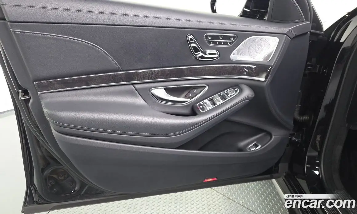 Mercedes-Benz S-Class 2017 3.0 автомат (гидро), фото 14 Mercedes-Benz S-Class 2017 3.0 автомат (гидро), фото 14