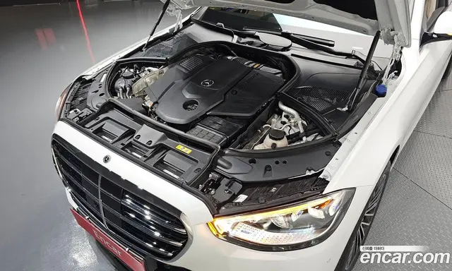 Mercedes-Benz S-Class 2025 3.0 автомат (гидро), миниатюра 6