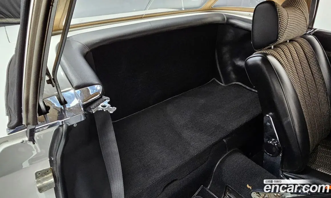 Mercedes-Benz SL-Class 1977 4.5 автомат (гидро), фото 12