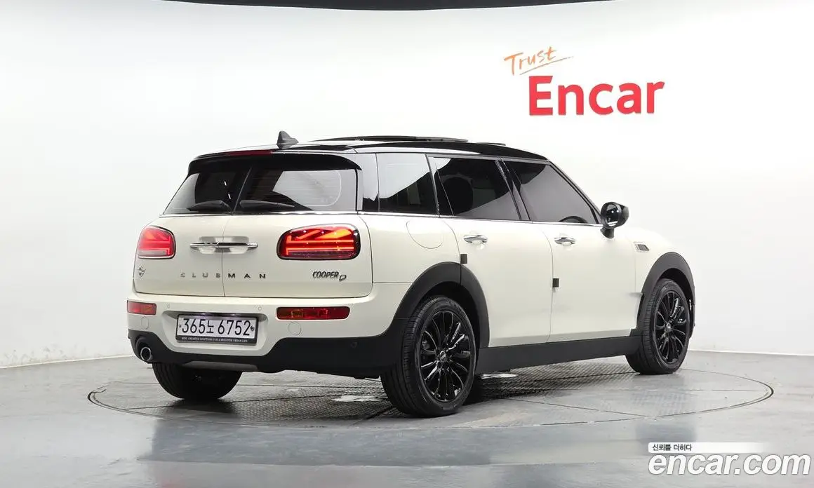Mini Clubman 2020 2.0 автомат (гидро), фото 2 Mini Clubman 2020 2.0 автомат (гидро), фото 2