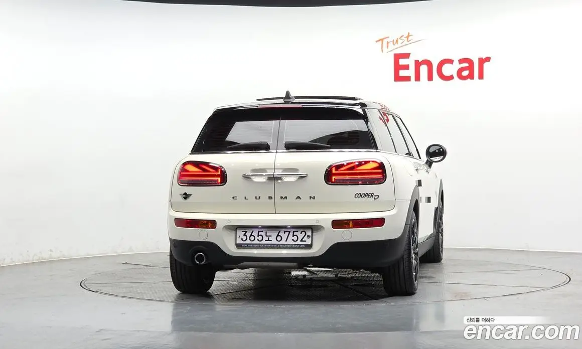 Mini Clubman 2020 2.0 автомат (гидро), фото 4 Mini Clubman 2020 2.0 автомат (гидро), фото 4