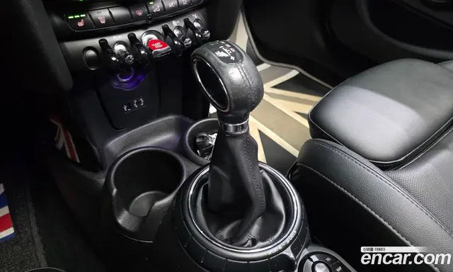 Mini Cooper 2017 2.0 автомат (гидро), миниатюра 9