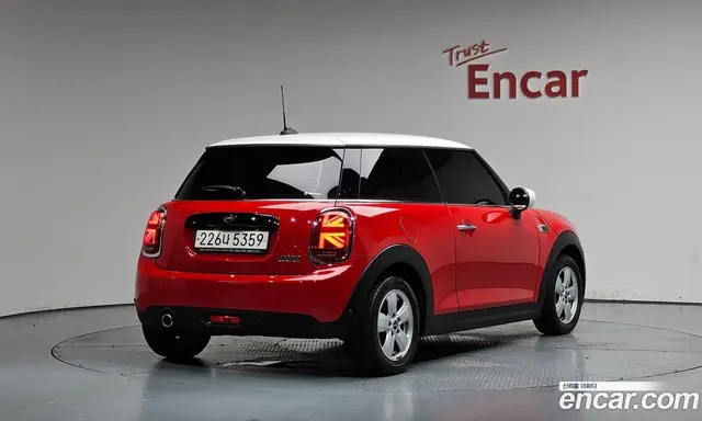 Mini Cooper 2020 1.5 автомат (гидро), миниатюра 2