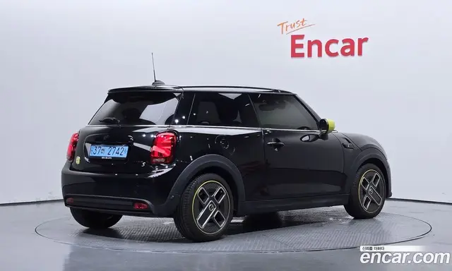 Mini Cooper 2023 автомат (гидро), миниатюра 2 Mini Cooper 2023 автомат (гидро), миниатюра 2