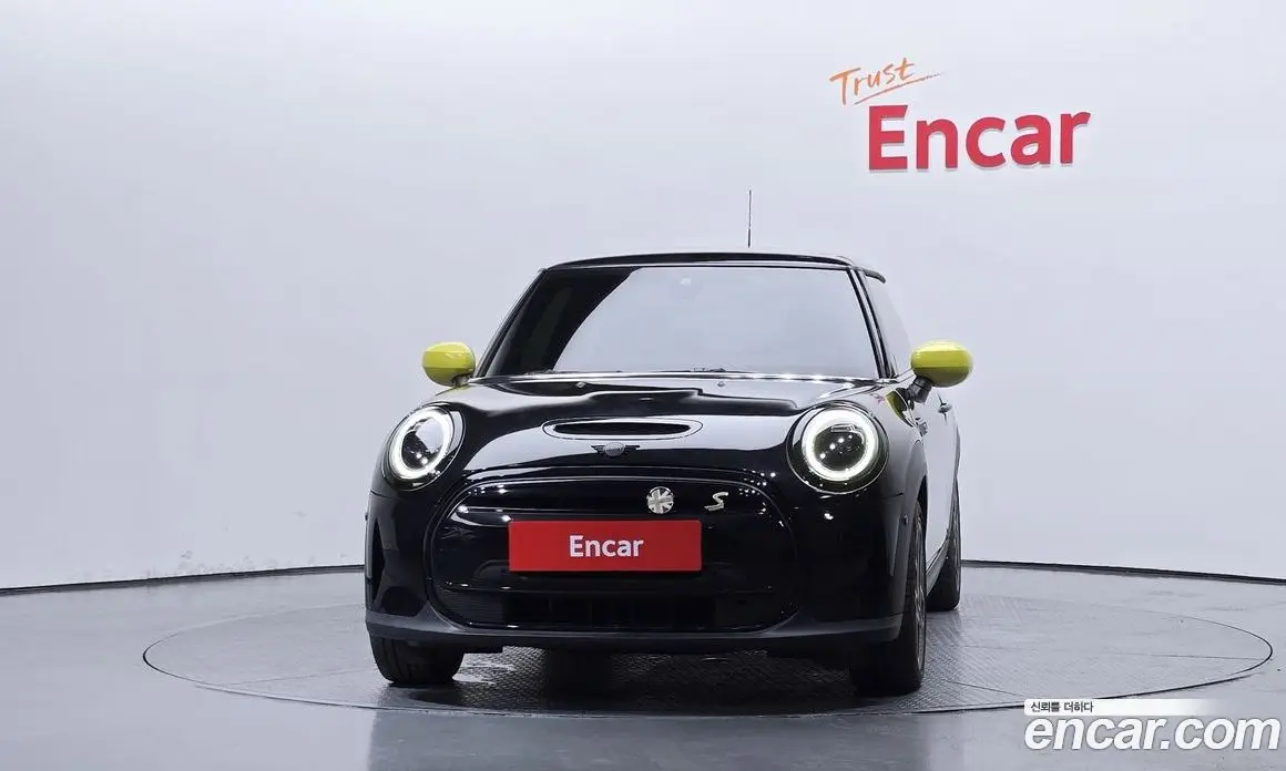 Mini Cooper 2023 автомат (гидро), фото 3 Mini Cooper 2023 автомат (гидро), фото 3