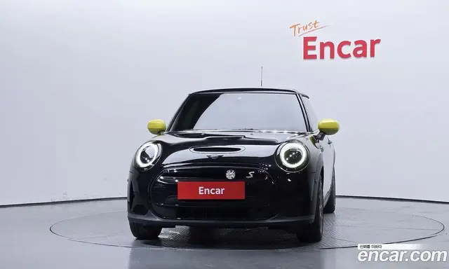 Mini Cooper 2023 автомат (гидро), миниатюра 3 Mini Cooper 2023 автомат (гидро), миниатюра 3