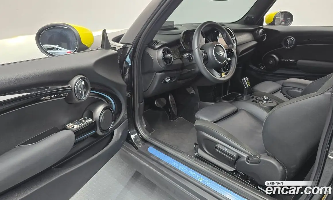 Mini Cooper 2023 автомат (гидро), фото 10 Mini Cooper 2023 автомат (гидро), фото 10