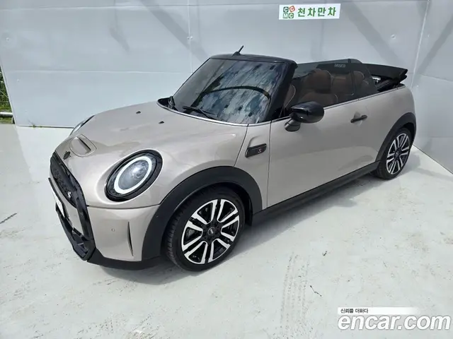 Mini Cooper Convertible 2024 2.0 автомат (гидро), миниатюра 1