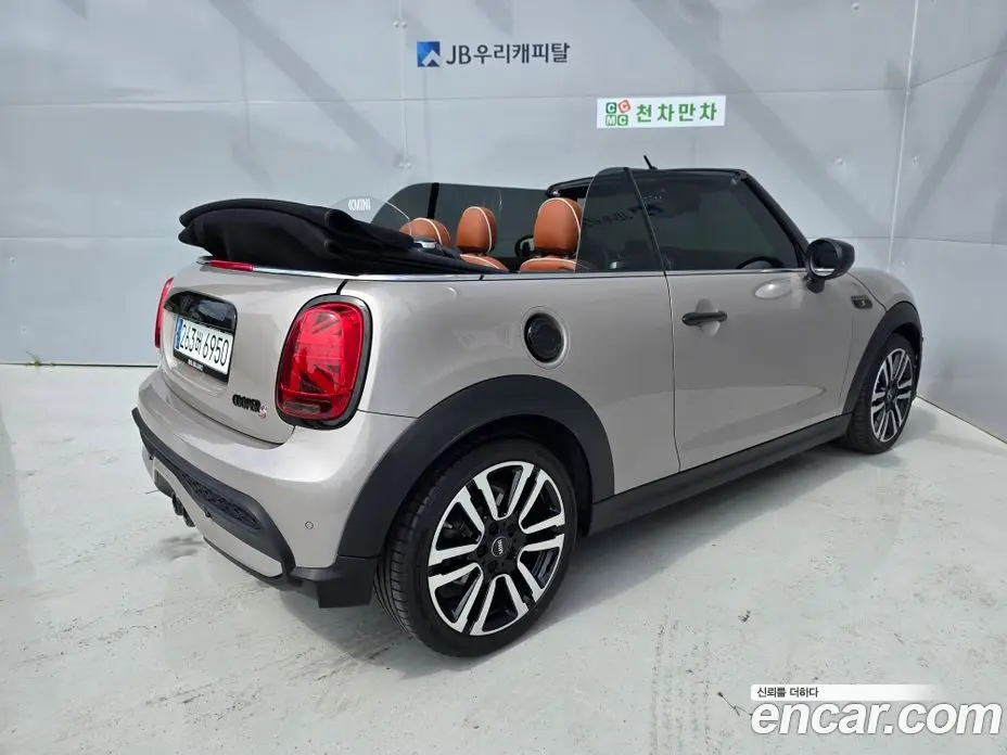 Mini Cooper Convertible 2024 2.0 автомат (гидро), фото 3