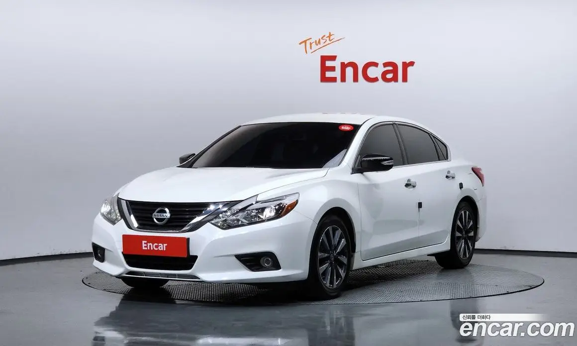 Nissan Altima 2016 2.5 автомат (гидро), фото 1 Nissan Altima 2016 2.5 автомат (гидро), фото 1