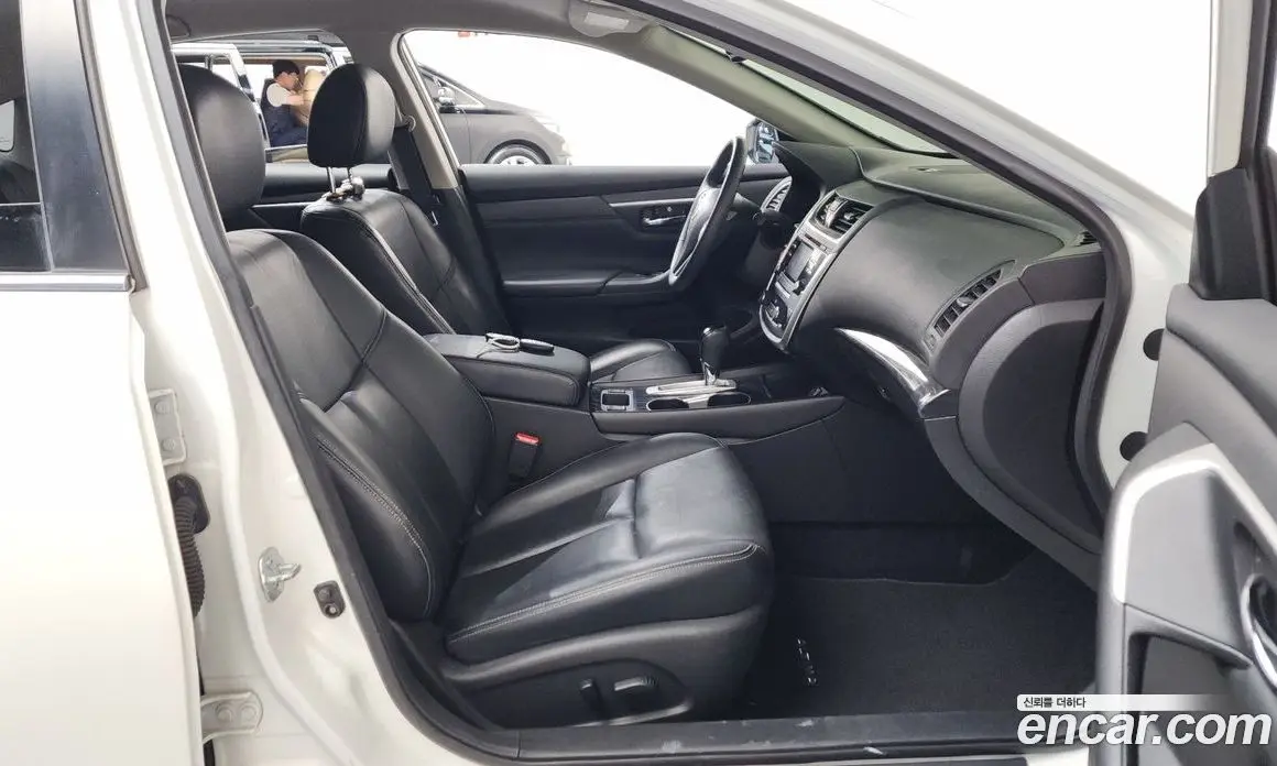 Nissan Altima 2016 2.5 автомат (гидро), фото 11 Nissan Altima 2016 2.5 автомат (гидро), фото 11
