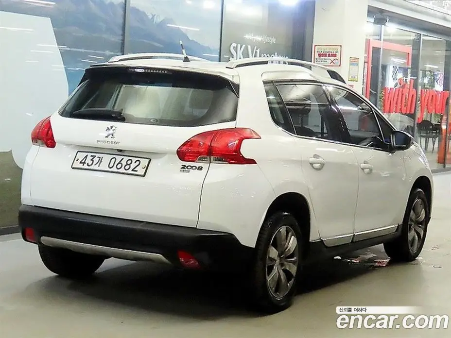 Peugeot 2008 2015 1.6 автомат (гидро), фото 4 Peugeot 2008 2015 1.6 автомат (гидро), фото 4