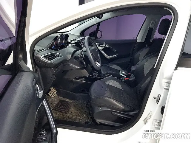 Peugeot 2008 2017 1.6 автомат (гидро), миниатюра 8 Peugeot 2008 2017 1.6 автомат (гидро), миниатюра 8