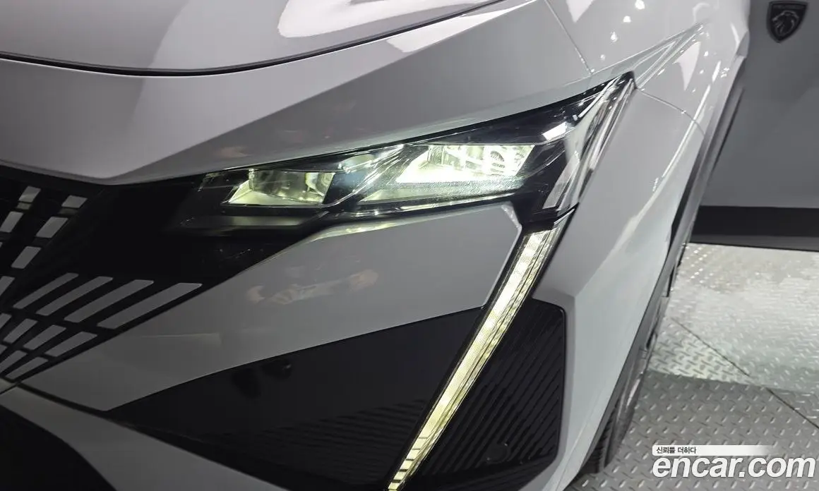 Peugeot 408 2025 1.2 автомат (гидро), фото 8 Peugeot 408 2025 1.2 автомат (гидро), фото 8
