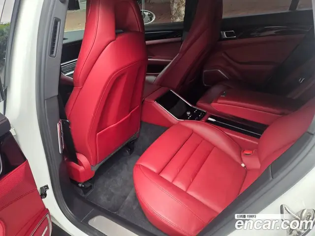 Porsche Panamera 2018 3.0 автомат (гидро), миниатюра 11 Porsche Panamera 2018 3.0 автомат (гидро), миниатюра 11