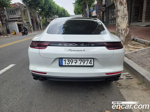 Porsche Panamera 2018 3.0 автомат (гидро), миниатюра 4 Porsche Panamera 2018 3.0 автомат (гидро), миниатюра 4