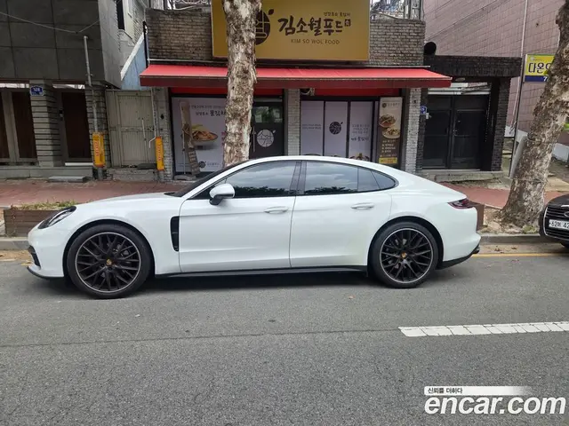Porsche Panamera 2018 3.0 автомат (гидро), миниатюра 5 Porsche Panamera 2018 3.0 автомат (гидро), миниатюра 5