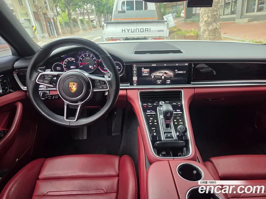 Porsche Panamera 2018 3.0 автомат (гидро), фото 9 Porsche Panamera 2018 3.0 автомат (гидро), фото 9