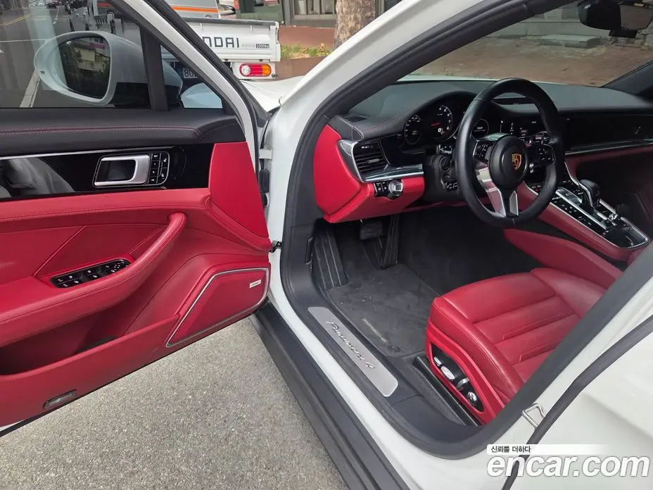 Porsche Panamera 2018 3.0 автомат (гидро), фото 10 Porsche Panamera 2018 3.0 автомат (гидро), фото 10