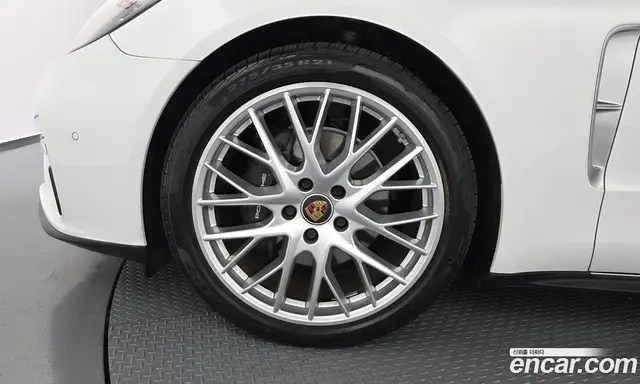 Porsche Panamera 2021 2.9 автомат (гидро), миниатюра 5 Porsche Panamera 2021 2.9 автомат (гидро), миниатюра 5