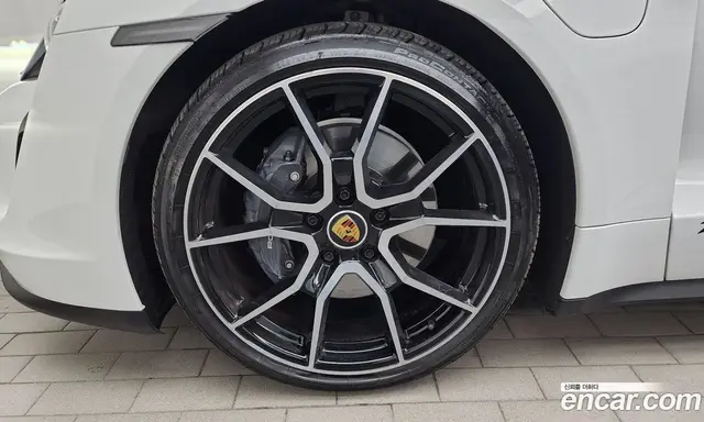 Porsche Taycan 2023 0.1 автомат (гидро), миниатюра 5 Porsche Taycan 2023 0.1 автомат (гидро), миниатюра 5
