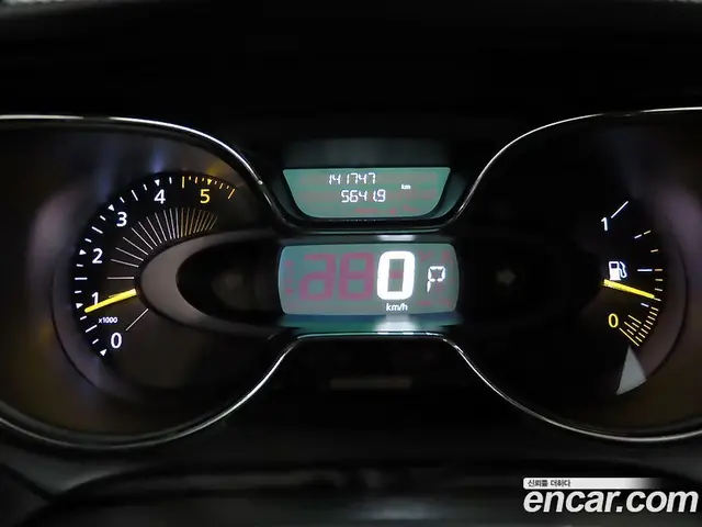 Renault (Samsung) QM3 2015 1.5 автомат (гидро), миниатюра 9 Renault (Samsung) QM3 2015 1.5 автомат (гидро), миниатюра 9