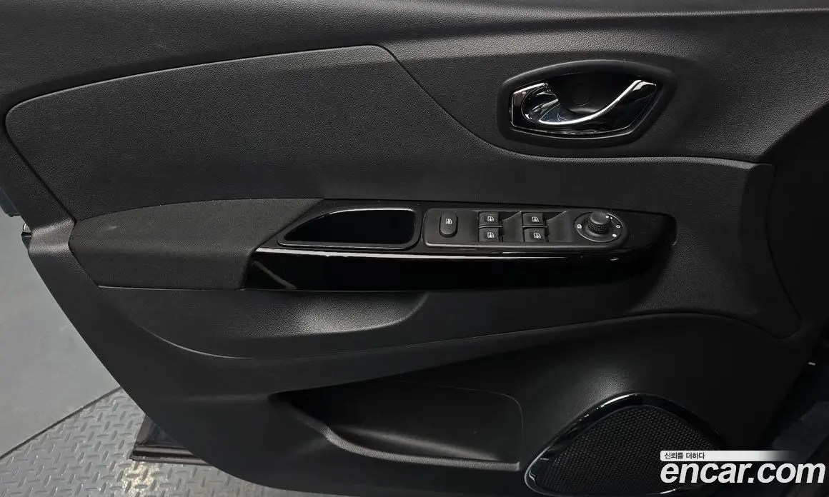 Renault (Samsung) QM3 2017 1.5 автомат (гидро), фото 13