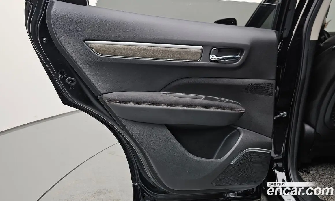 Renault (Samsung) QM6 2022 2.0 автомат (гидро), фото 14 Renault (Samsung) QM6 2022 2.0 автомат (гидро), фото 14