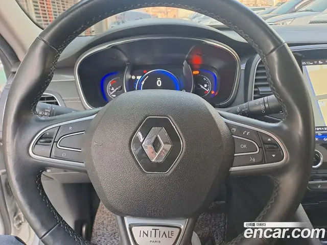 Renault (Samsung) SM6 2016 2.0 автомат (гидро), миниатюра 11 Renault (Samsung) SM6 2016 2.0 автомат (гидро), миниатюра 11