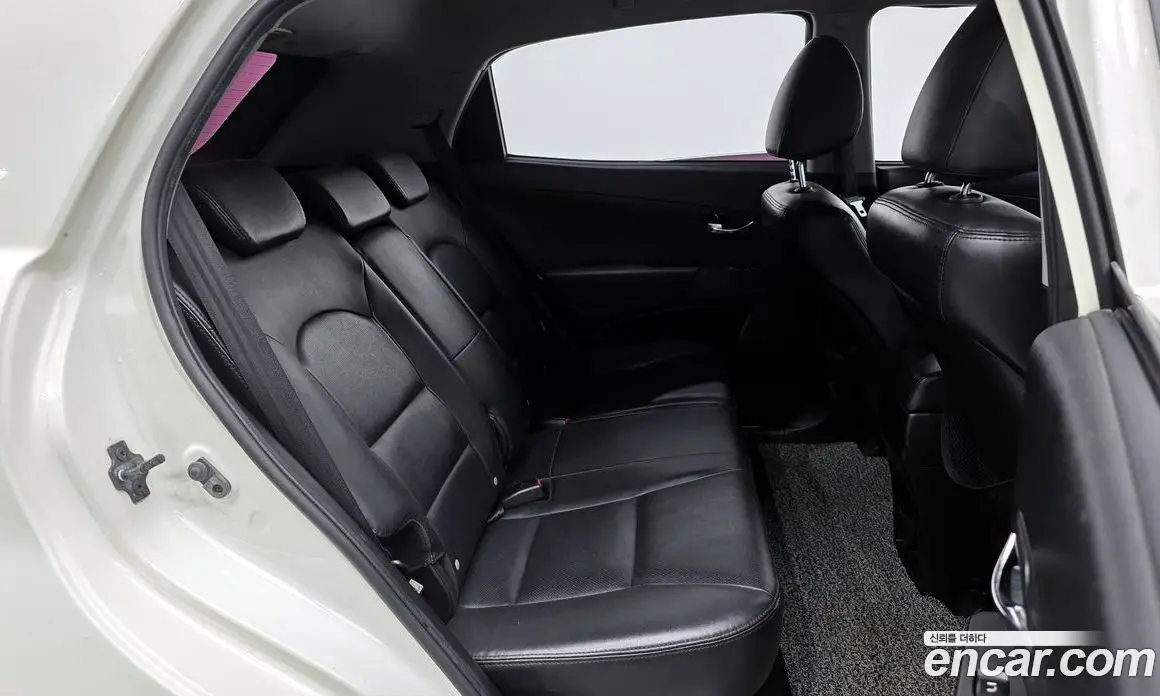 SsangYong Korando 2011 2.0 автомат (гидро), фото 12