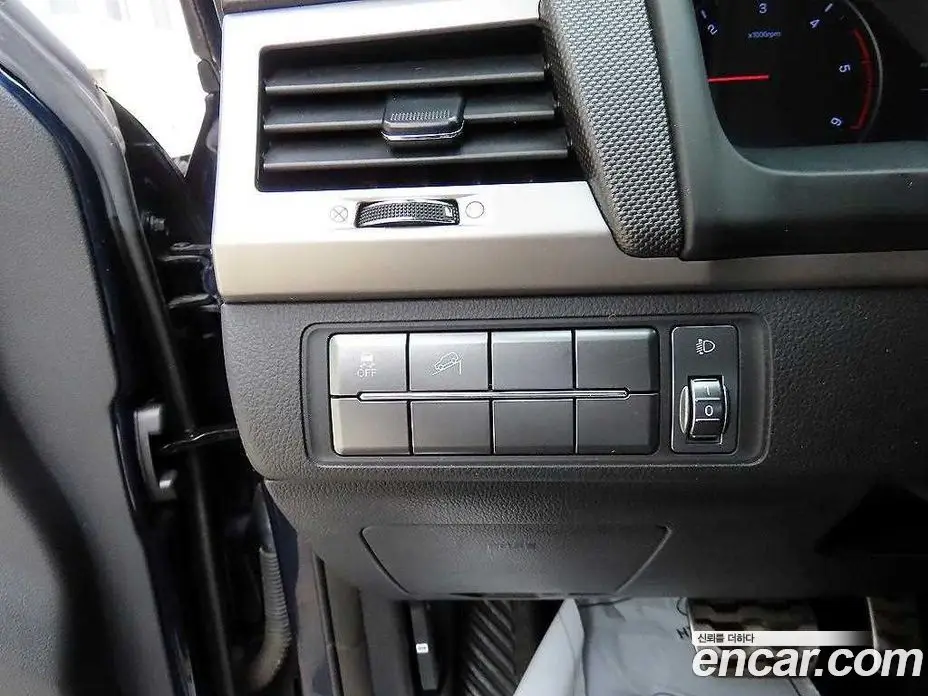 SsangYong Rexton 2018 2.2 автомат (гидро), фото 12