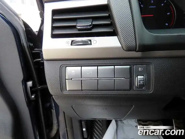 SsangYong Rexton 2018 2.2 автомат (гидро), миниатюра 12