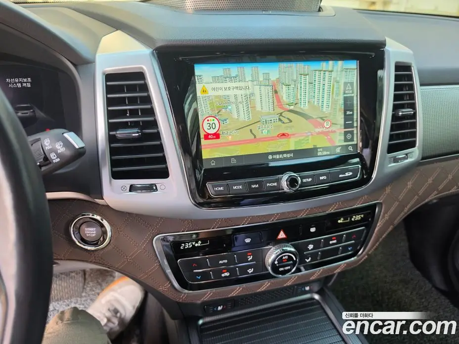 SsangYong Rexton 2023 2.2 автомат (гидро), фото 9