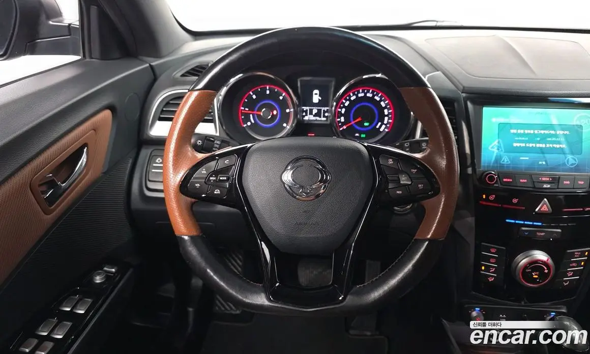 SsangYong TIBOLI 2017 1.6 автомат (гидро), фото 13 SsangYong TIBOLI 2017 1.6 автомат (гидро), фото 13