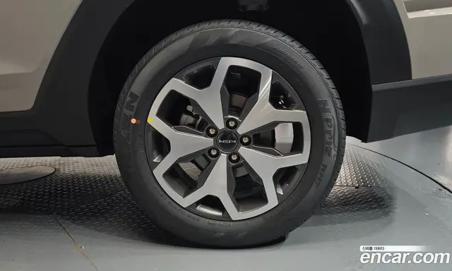 SsangYong Torres 2026 1.5 автомат (гидро), миниатюра 6
