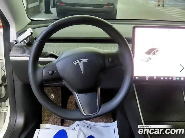 Tesla Model 3 2020 автомат (гидро), миниатюра 8 Tesla Model 3 2020 автомат (гидро), миниатюра 8