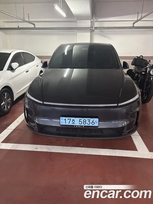 Tesla Model Y 2025 автомат (гидро), миниатюра 3 Tesla Model Y 2025 автомат (гидро), миниатюра 3