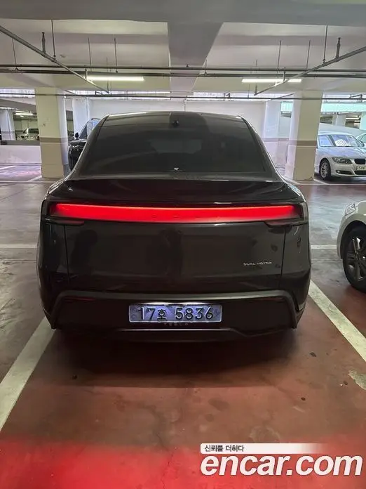 Tesla Model Y 2025 автомат (гидро), миниатюра 4 Tesla Model Y 2025 автомат (гидро), миниатюра 4