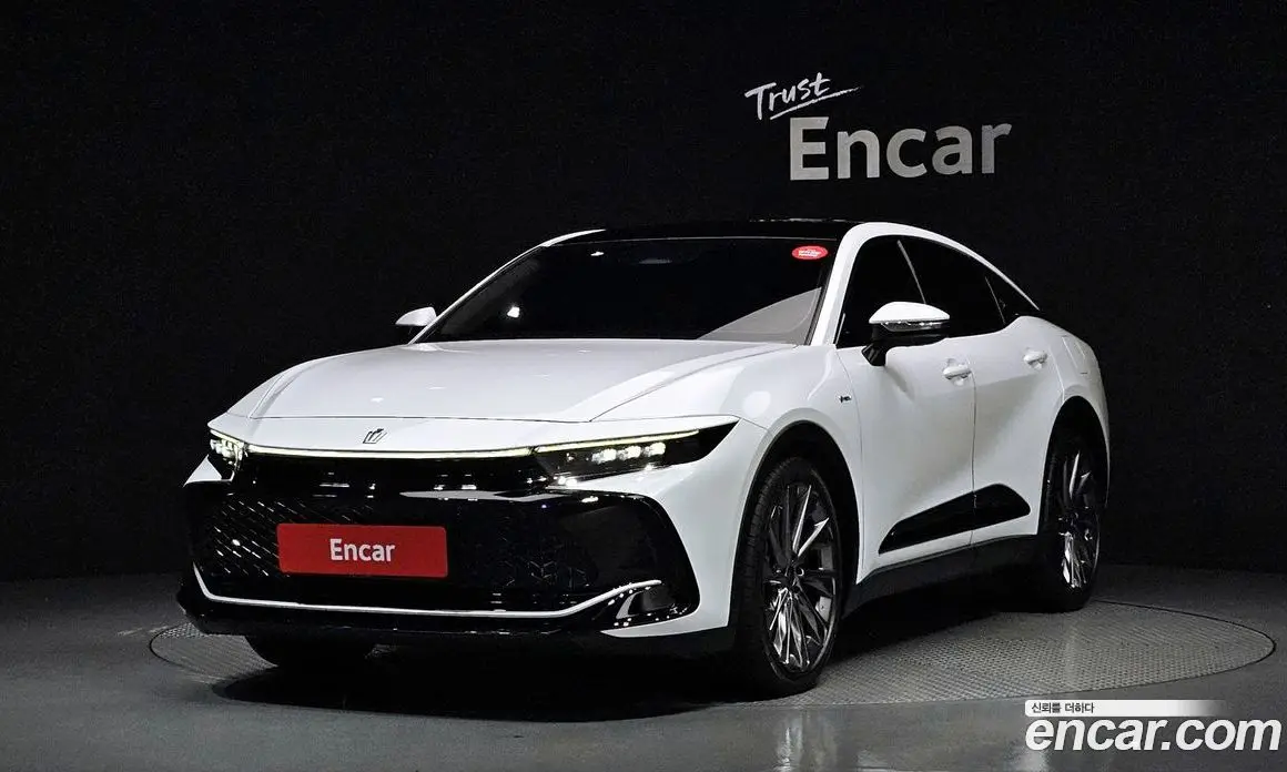Toyota Crown 2025 2.5 автомат (гидро), фото 1 Toyota Crown 2025 2.5 автомат (гидро), фото 1