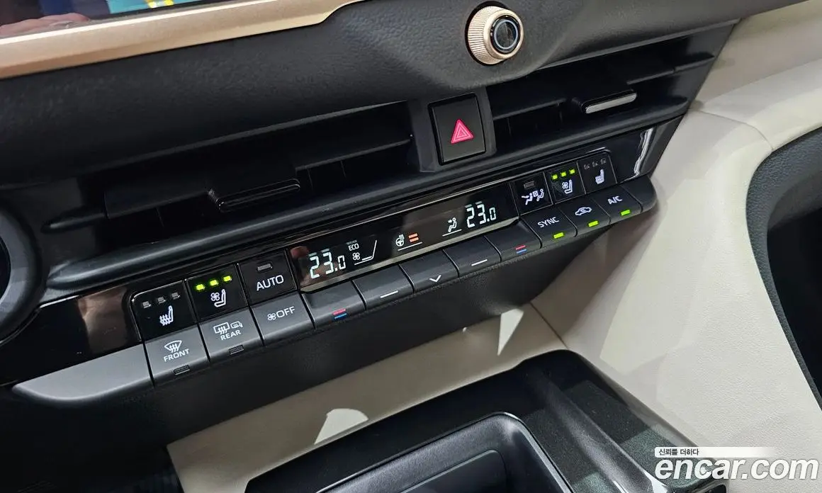 Toyota Crown 2025 2.5 автомат (гидро), фото 20 Toyota Crown 2025 2.5 автомат (гидро), фото 20