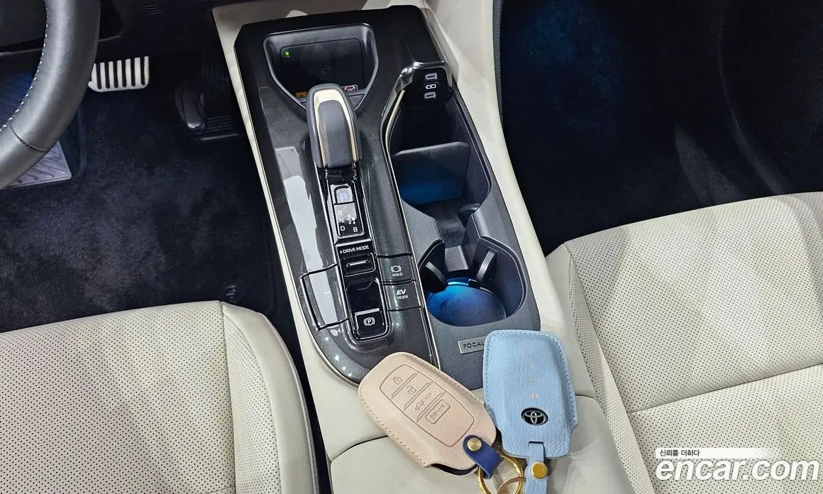 Toyota Crown 2025 2.5 автомат (гидро), фото 9 Toyota Crown 2025 2.5 автомат (гидро), фото 9