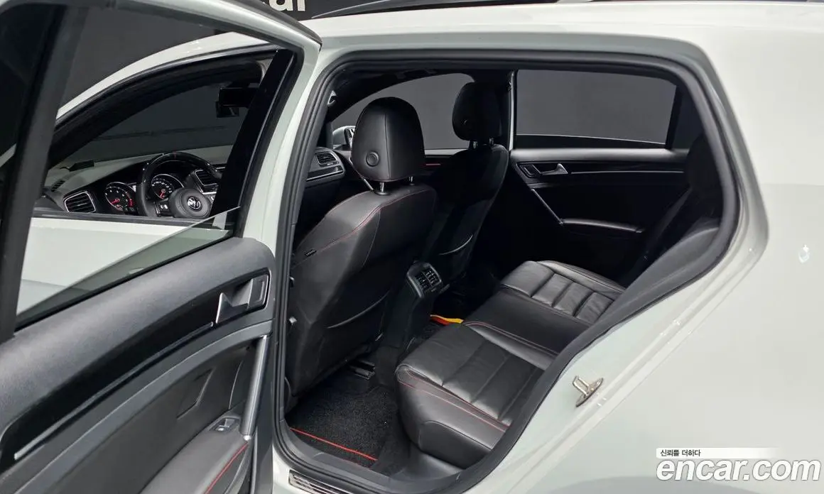 Volkswagen Golf 2015 2.0 автомат (гидро), фото 15 Volkswagen Golf 2015 2.0 автомат (гидро), фото 15