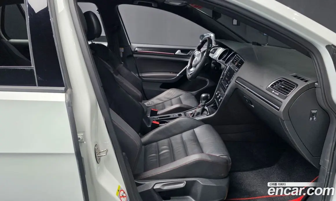 Volkswagen Golf 2015 2.0 автомат (гидро), фото 16 Volkswagen Golf 2015 2.0 автомат (гидро), фото 16