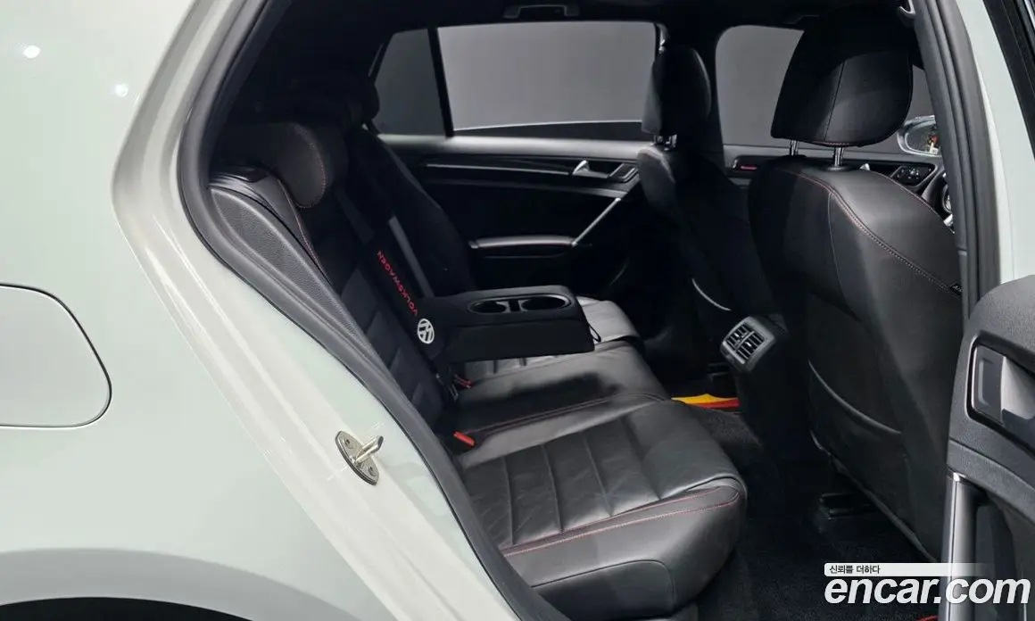 Volkswagen Golf 2015 2.0 автомат (гидро), фото 17 Volkswagen Golf 2015 2.0 автомат (гидро), фото 17