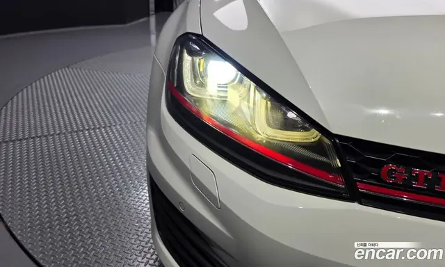 Volkswagen Golf 2015 2.0 автомат (гидро), миниатюра 7 Volkswagen Golf 2015 2.0 автомат (гидро), миниатюра 7