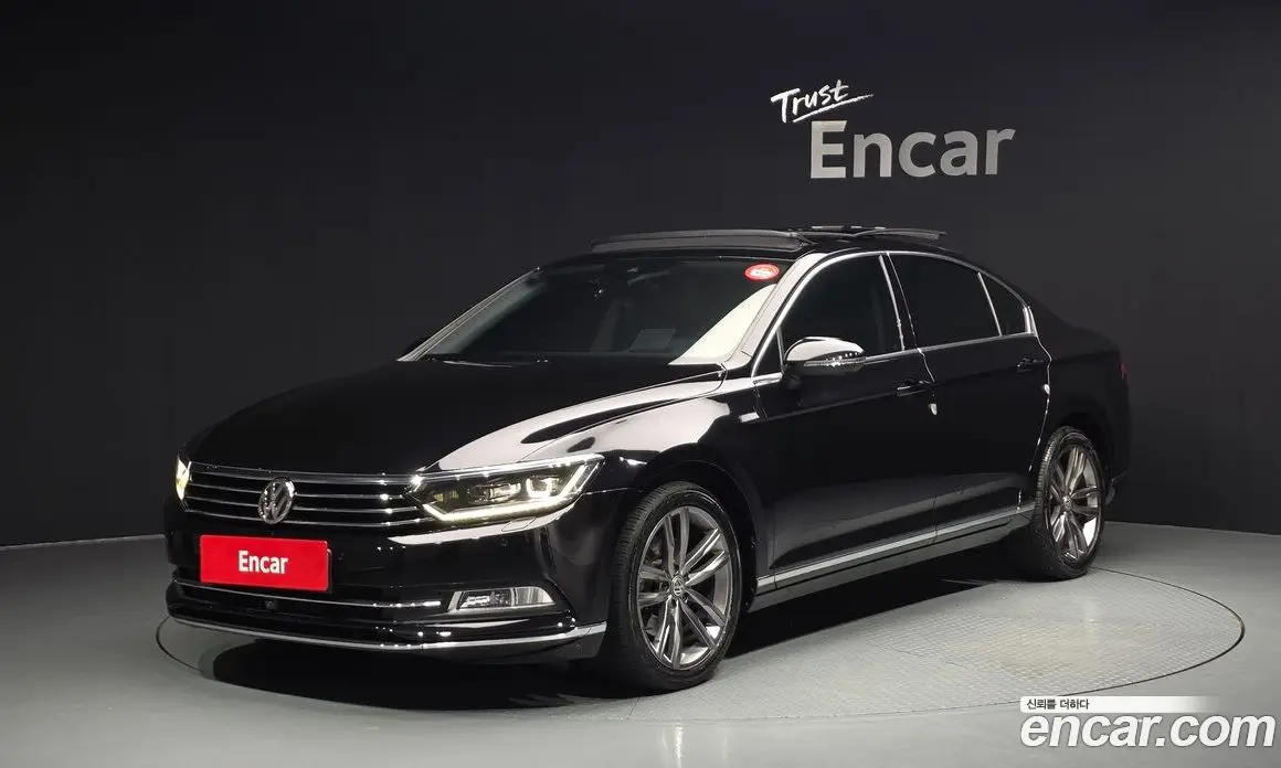 Volkswagen Passat 2018 2.0 автомат (гидро), фото 1 Volkswagen Passat 2018 2.0 автомат (гидро), фото 1